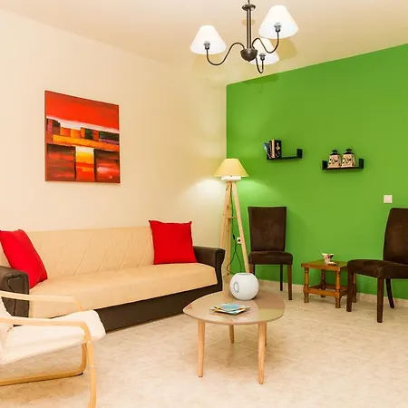 Dion Mari Apartment *