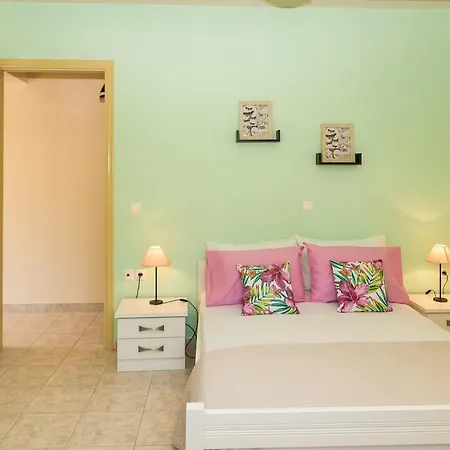 Apartment Dion Mari
