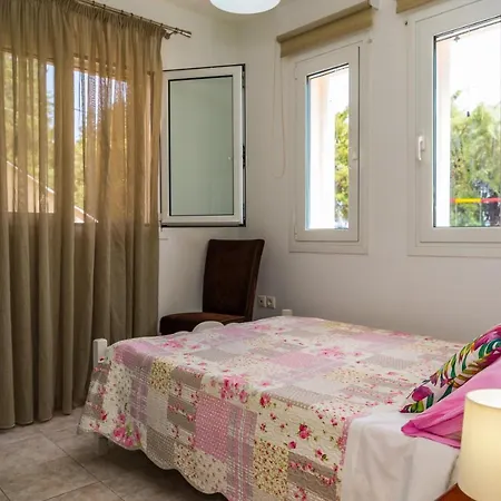 Dion Mari Apartment *